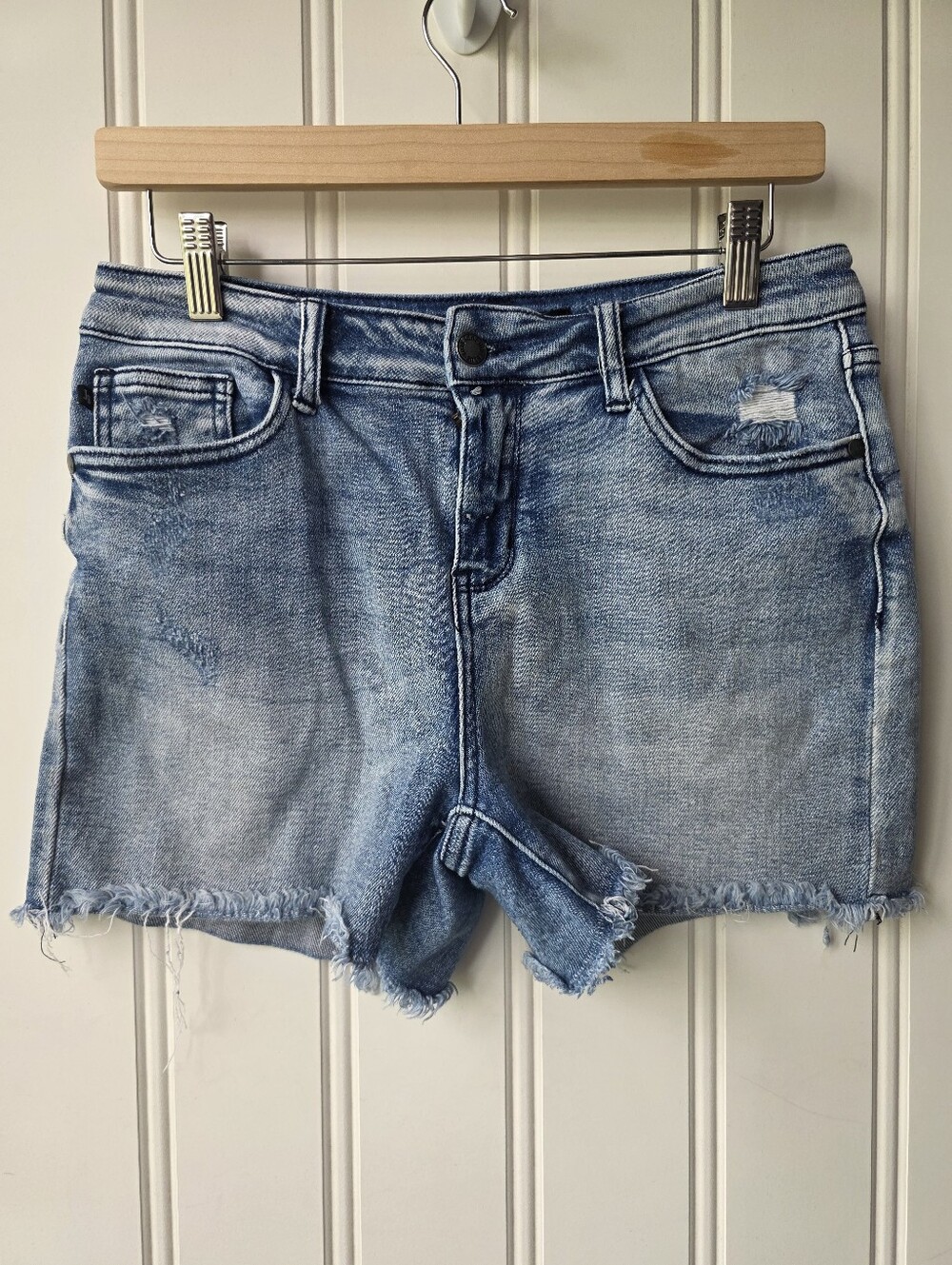 Judy Blue Cutoff Denim Shorts Destroyed Pocket Shorts Style JB150018 Medium